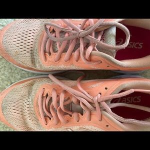 ASICS Gel-Kayano 24 Size 8